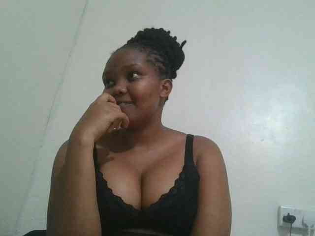 Shepretty webcam