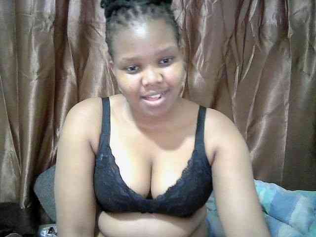 Shepretty webcam