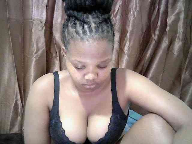 Shepretty webcam