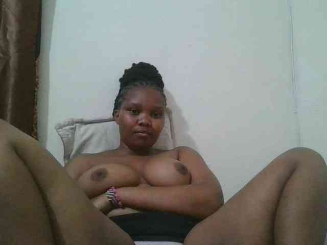Shepretty webcam