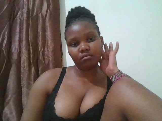 Shepretty webcam