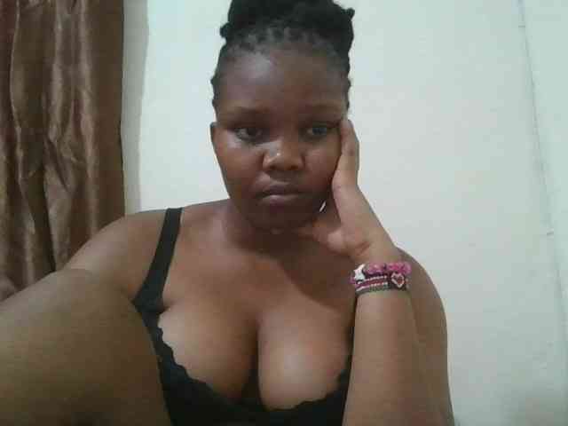 Shepretty webcam