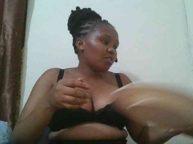 Shepretty webcam