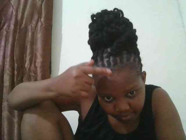 Shepretty webcam