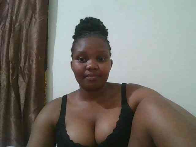 Shepretty webcam
