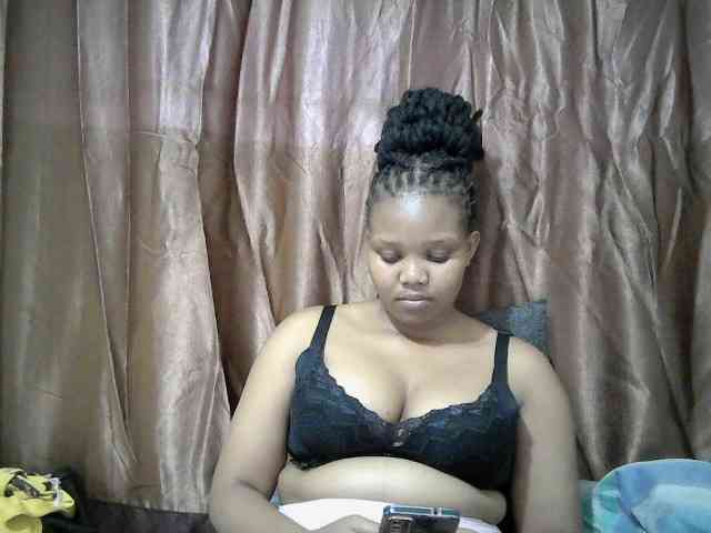 Shepretty webcam