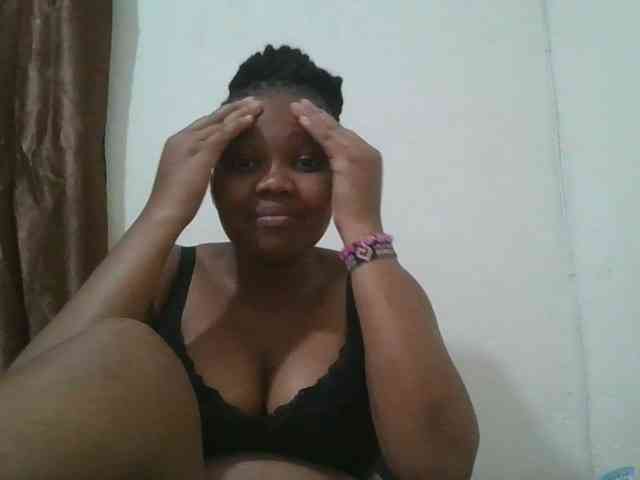 Shepretty webcam