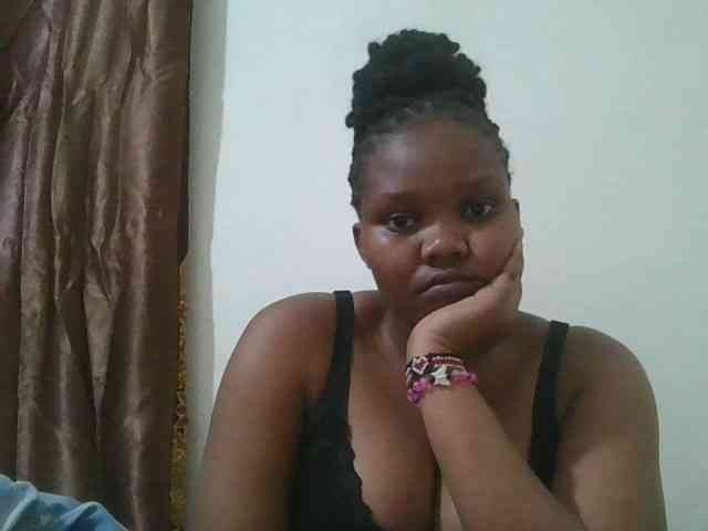 Shepretty webcam