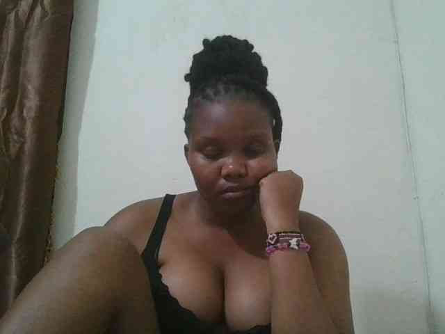 Shepretty webcam