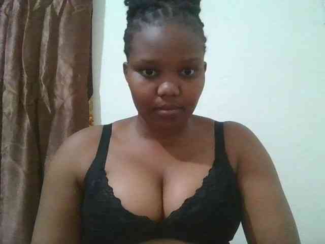 Shepretty webcam