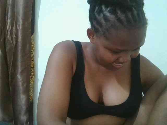 Shepretty webcam