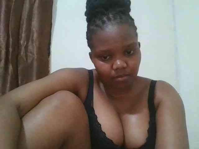 Shepretty webcam