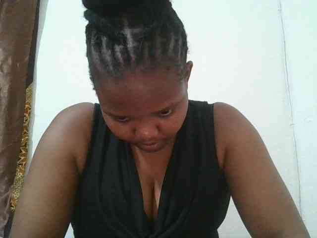 Shepretty webcam