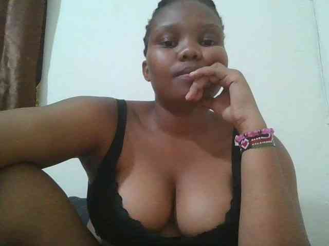 Shepretty webcam