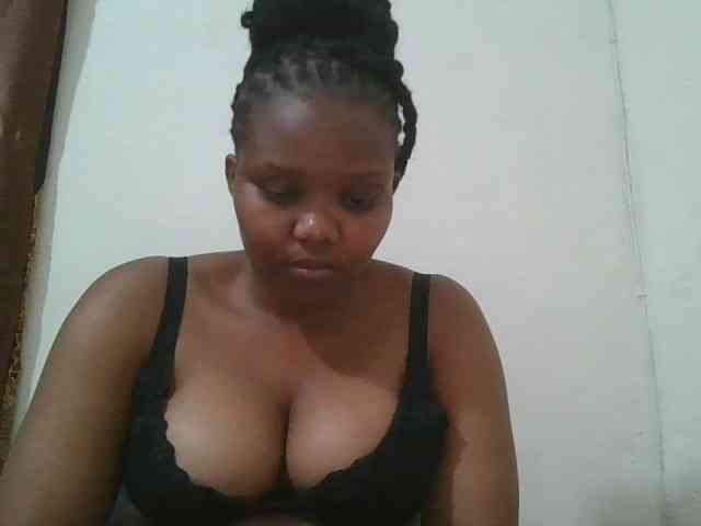 Shepretty webcam