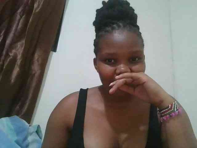 Shepretty webcam
