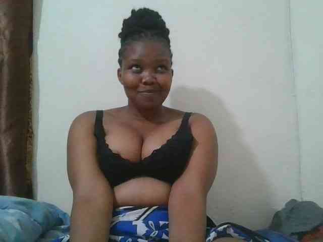 Shepretty webcam