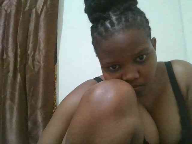 Shepretty webcam