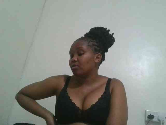 Shepretty webcam