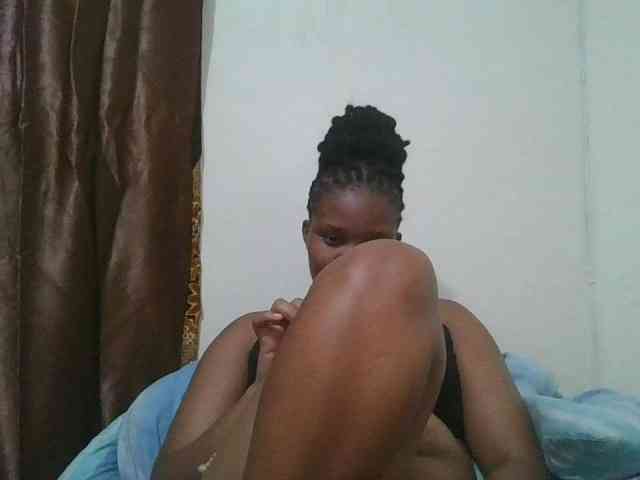 Shepretty webcam