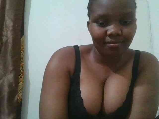 Shepretty webcam