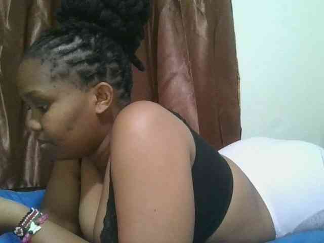 Shepretty webcam