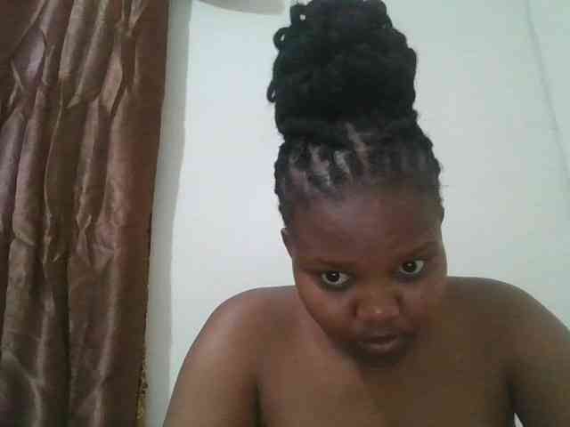 Shepretty webcam