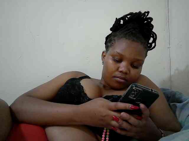 Shepretty Live Webcam on BongaCams