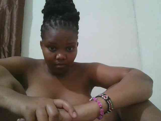 Shepretty webcam