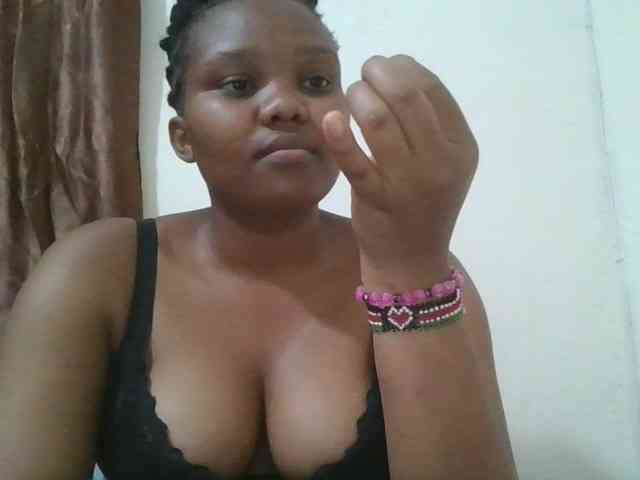 Shepretty webcam