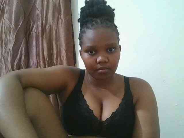 Shepretty webcam