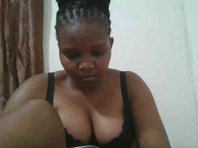Shepretty webcam