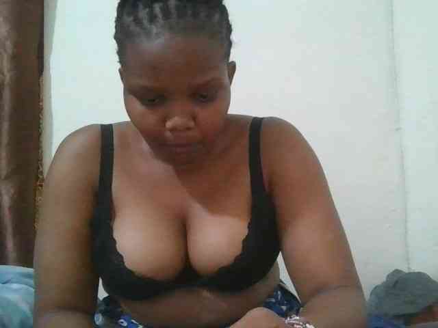 Shepretty webcam