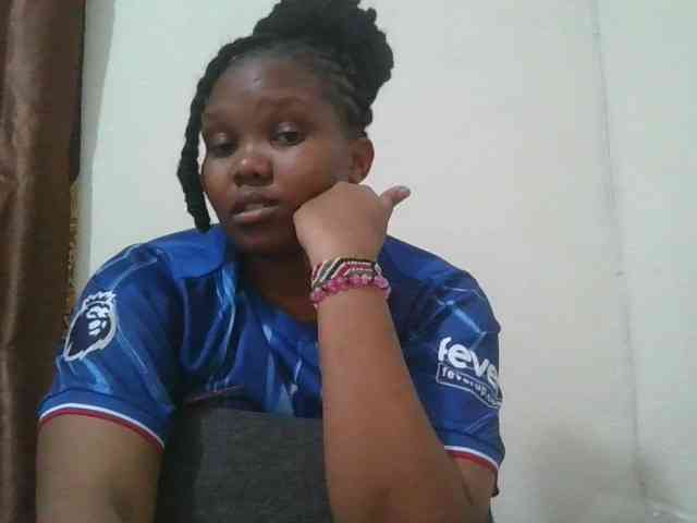 Shepretty webcam