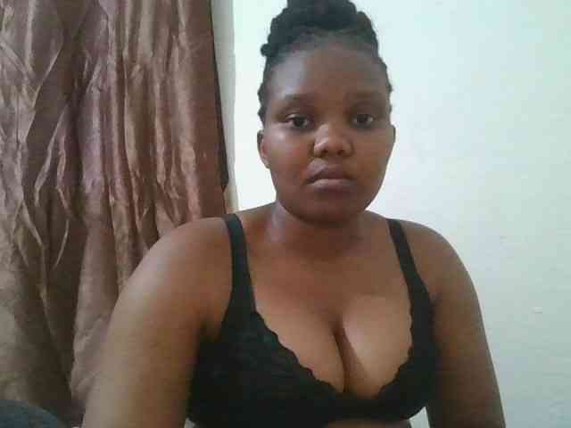 Shepretty webcam