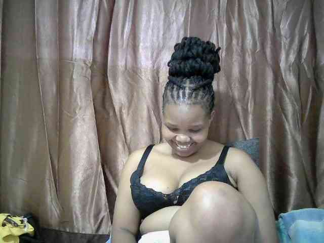 Shepretty webcam