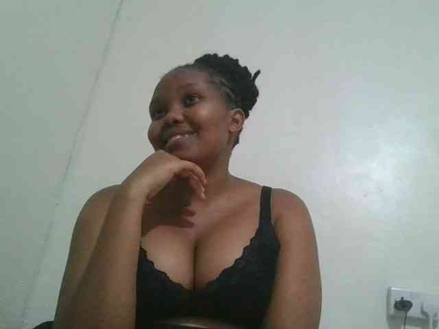 Shepretty webcam