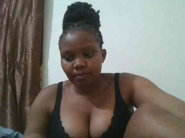 Shepretty webcam