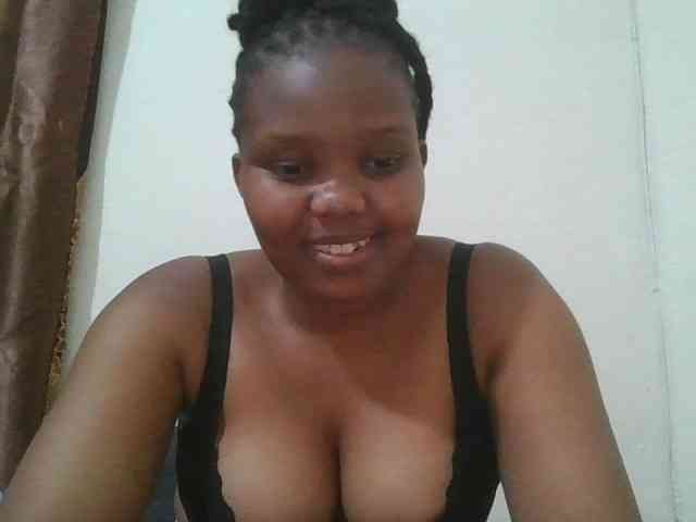 Shepretty webcam