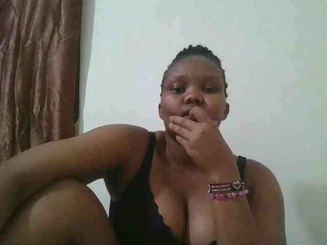 Shepretty webcam