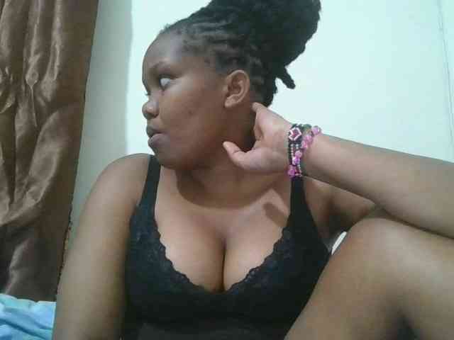 Shepretty webcam