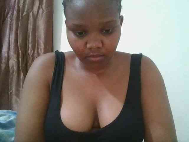 Shepretty webcam