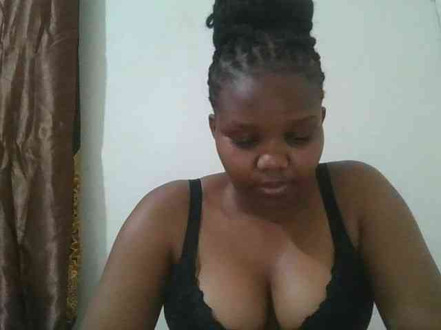 Shepretty webcam