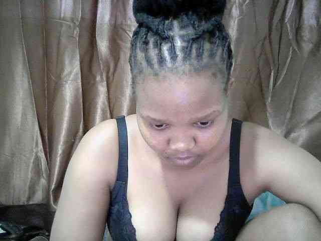 Shepretty webcam