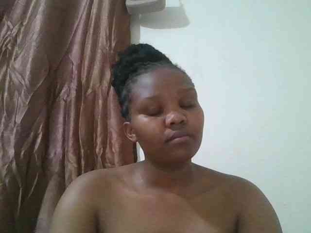 Shepretty webcam