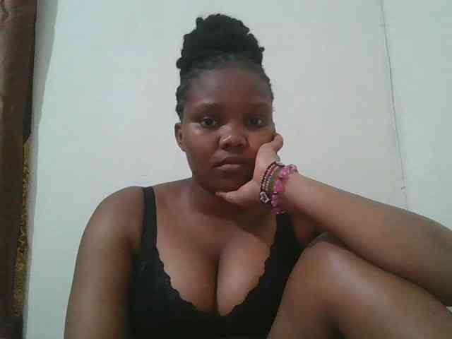 Shepretty webcam