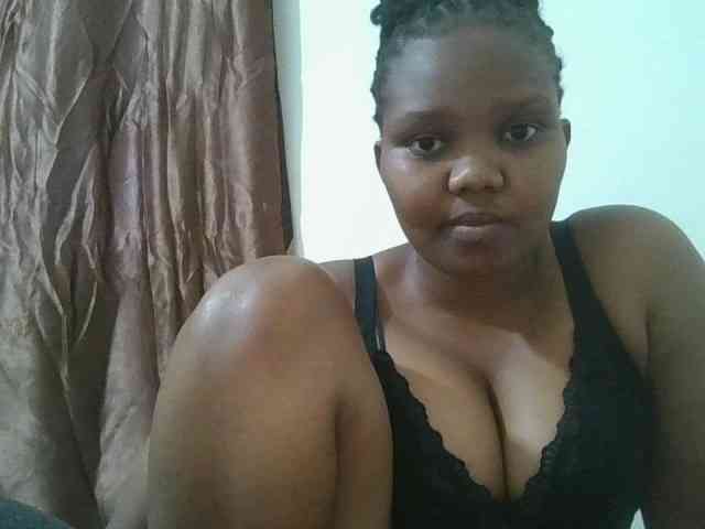 Shepretty webcam
