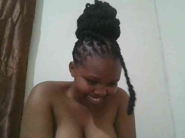 Shepretty webcam