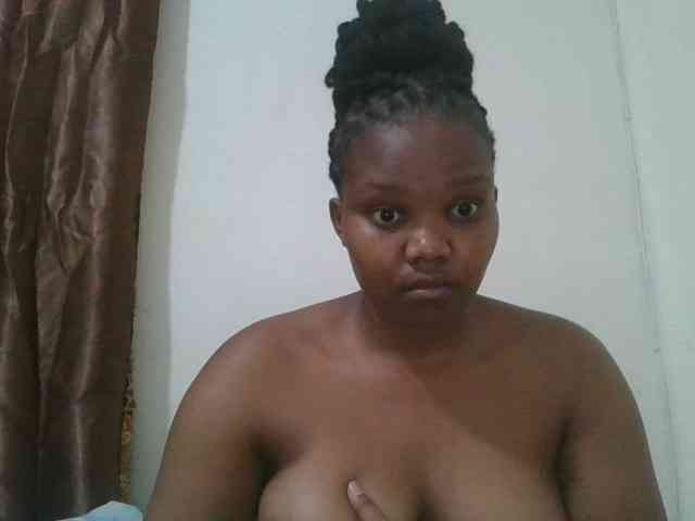 Shepretty webcam