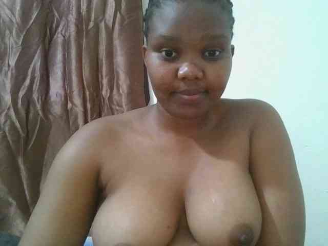 Shepretty webcam